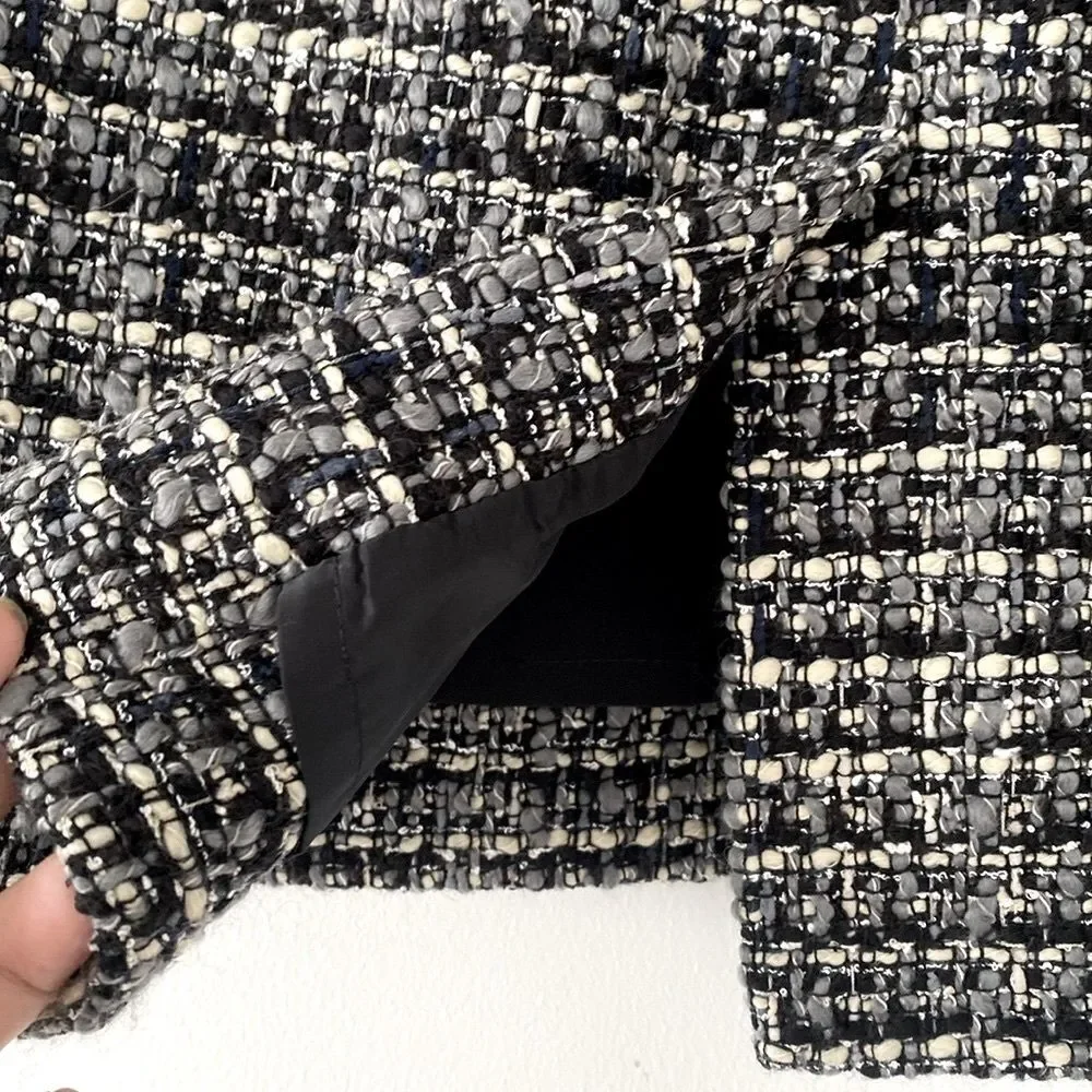 J. Crew Black & Gray Tweed Wool Blend Skirt sz 4 Academia Classic Feminine
